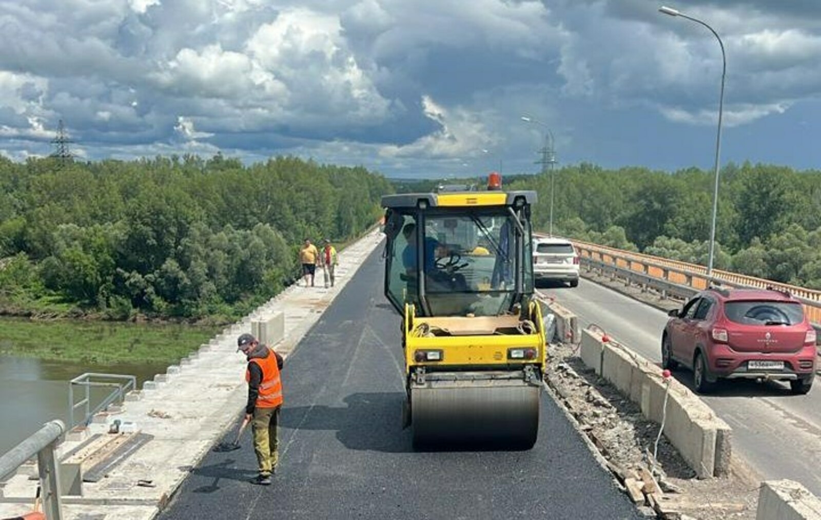 В Башкирии открыли движение по обновленной части моста через Белую