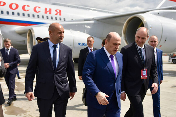 Мишустина встретили первые лица Екатеринбурга для обсуждения промышленного прорыва