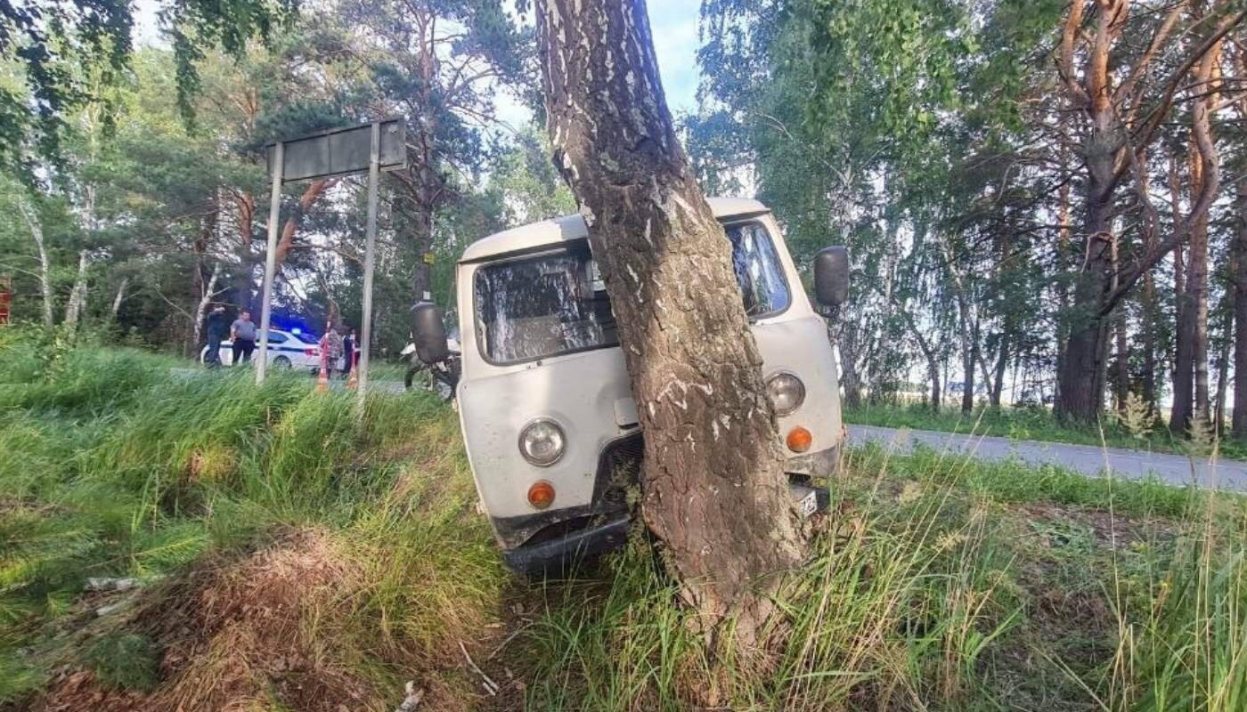 Подросток на питбайке врезался в «УАЗ» под Тюменью
