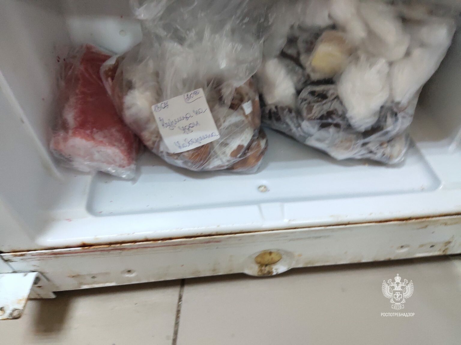 В Оренбурге приостановили доставку суши из-за нарушений на кухне