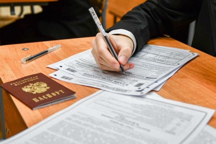 В Кольском Заполярье 20 выпускников сдали ЕГЭ на 100 баллов