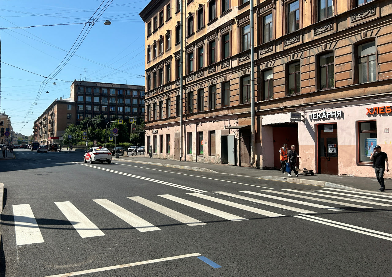 Пешеходные переходы в Петербурге подсветят проекторами