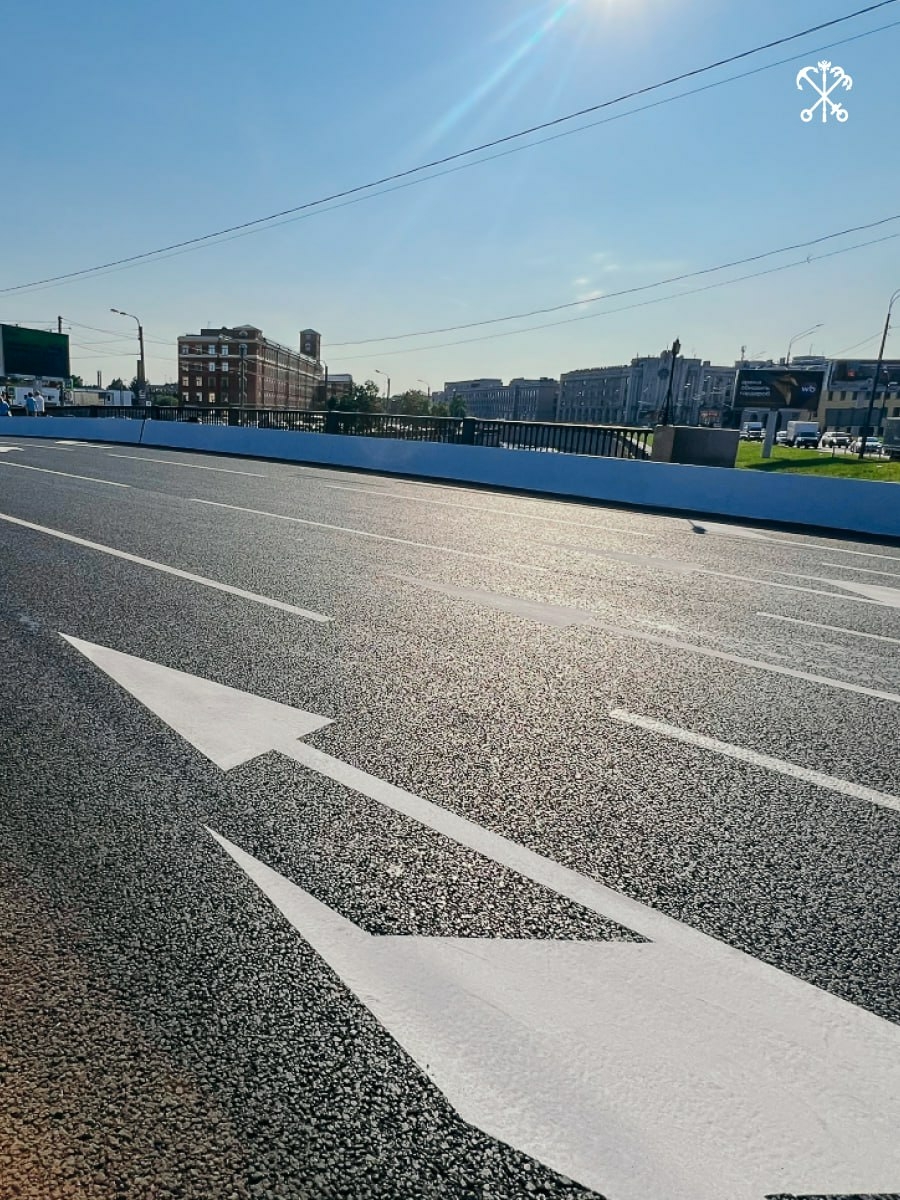 В Санкт-Петербурге завершили ремонт Боровой улицы и Борового моста