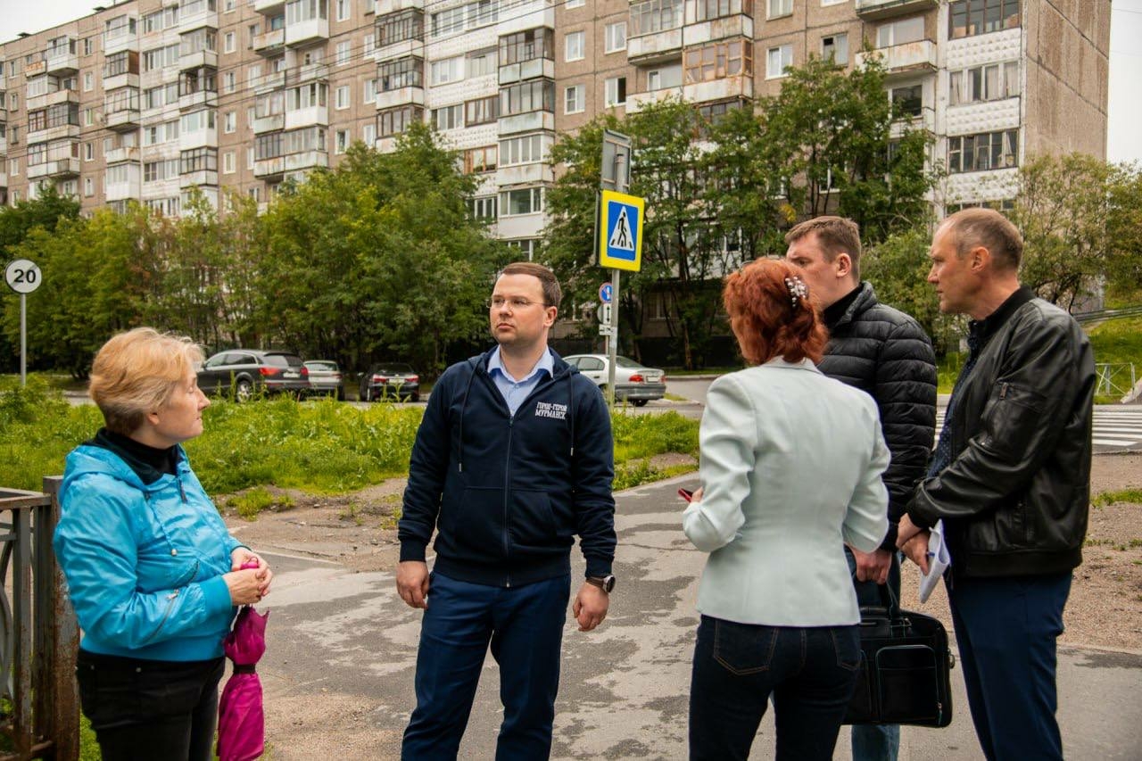 Иван Лебедев провел встречу с жителями Мурманска
