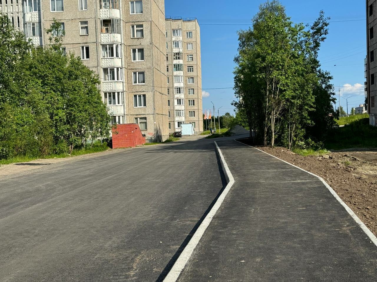 В Оленегорске завершают дорожную кампанию по плану «На Севере – жить!»
