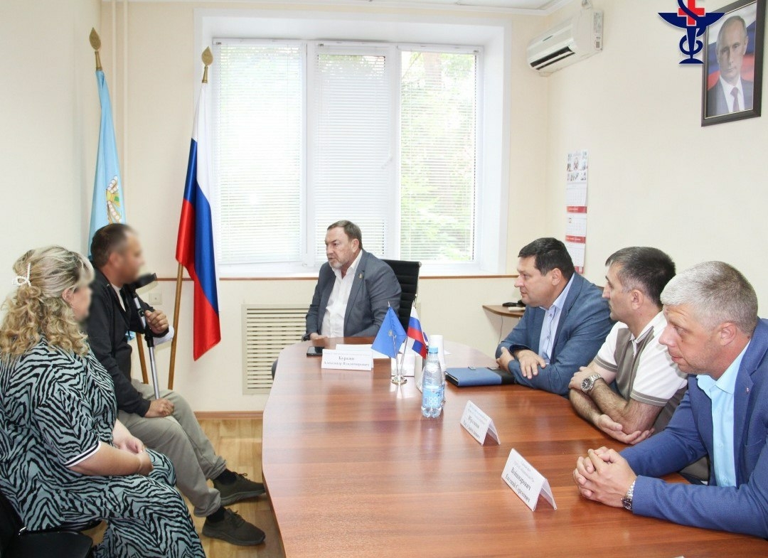 Министр здравоохранения Астраханской области выслушал обращения