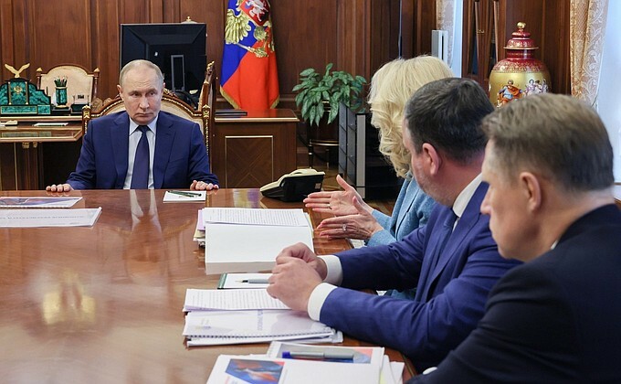 Путин рассказал о первых успехах ранней профориентации