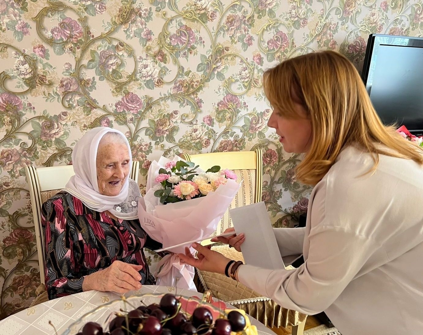 Башкирская долгожительница приняла поздравления от президента