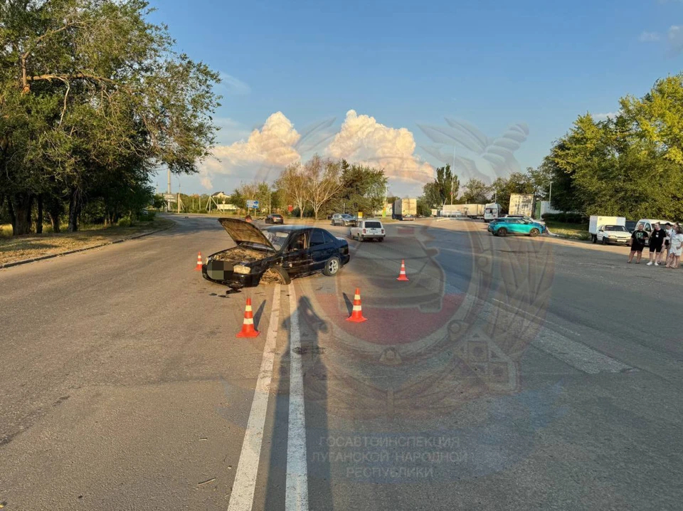 В Луганске пьяный водитель спровоцировал ДТП с участием детей