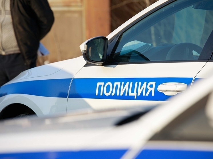 Пьяные водители разбили машину об столб на Краснофлотцев в Екатеринбурге