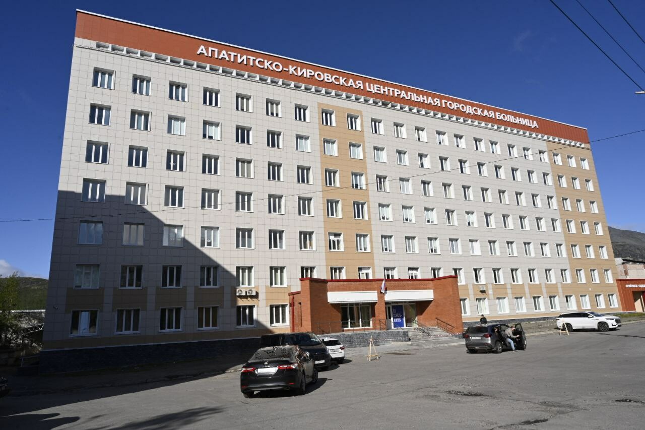 Чибис сообщил о завершении капремонта в Апатитско-Кировской ЦРБ