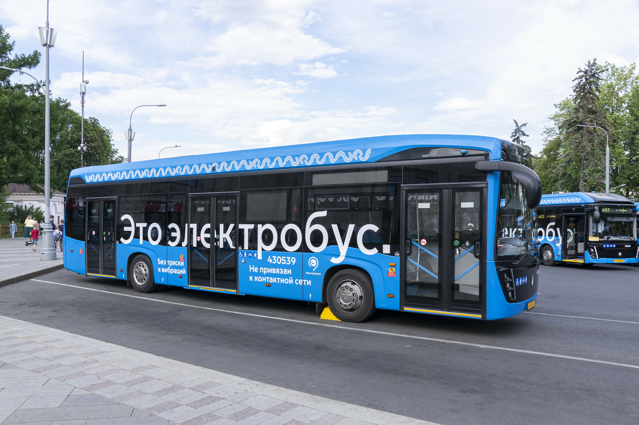 В Москве протестируют новую модель мини-электробуса