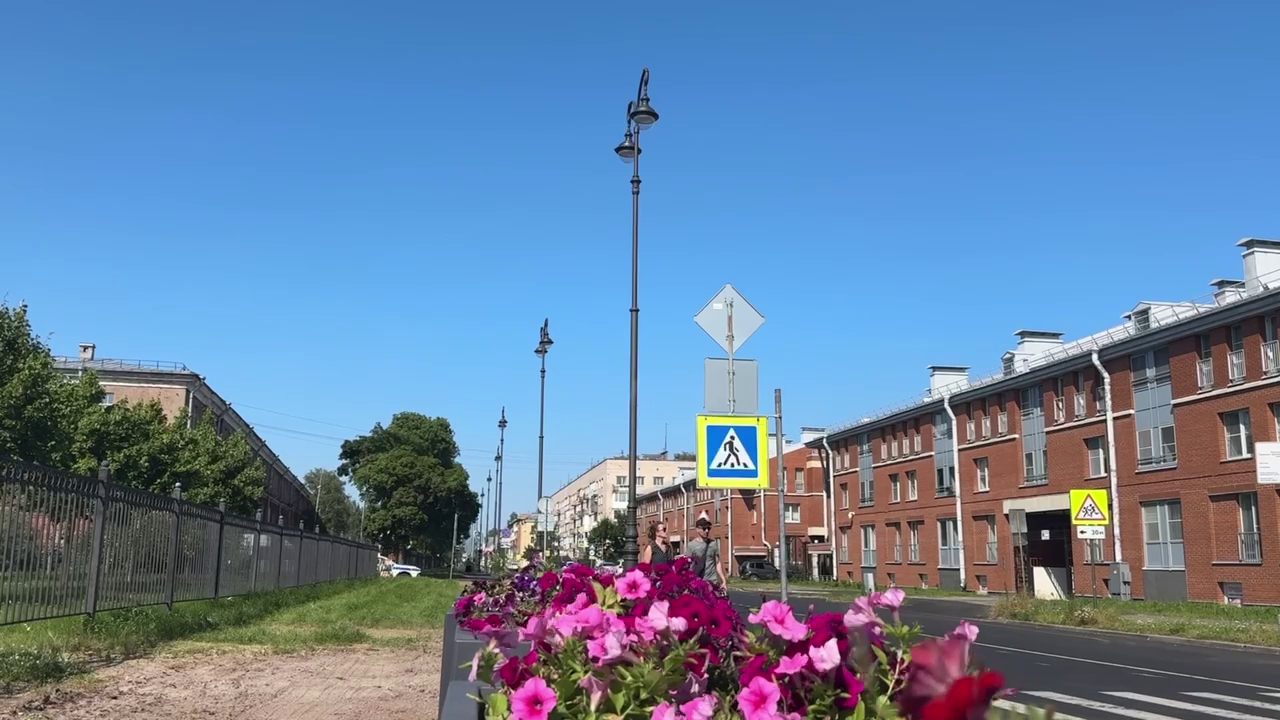 В Кронштадте модернизировали освещение на улице Зосимова