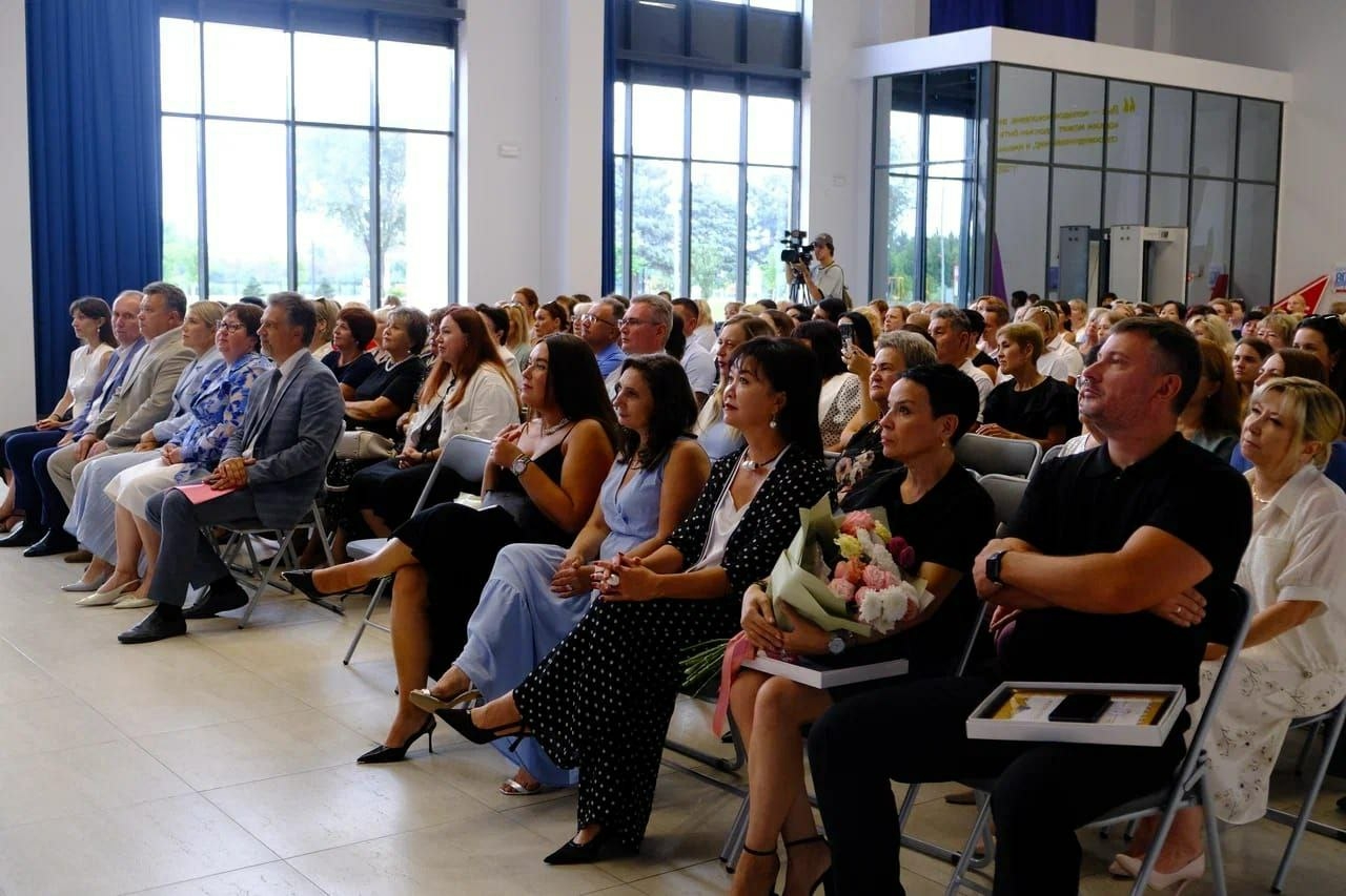 В Астрахани откроется школа для молодых педагогов с современными стажировками