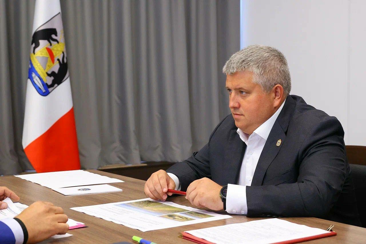 В Кречевицах к 2027 году отремонтируют аэродром