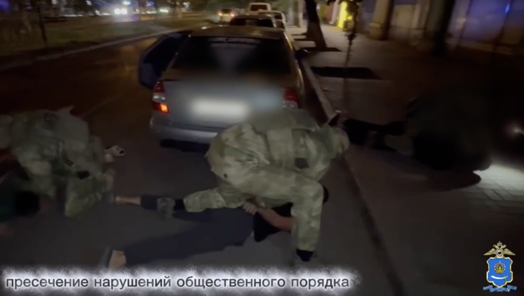 В Астрахани полиция при поддержке Росгвардии задержала более чем 80 человек