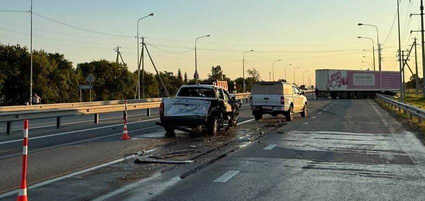 Массовое столкновение произошло на трассе Тюмень – Ханты-Мансийск