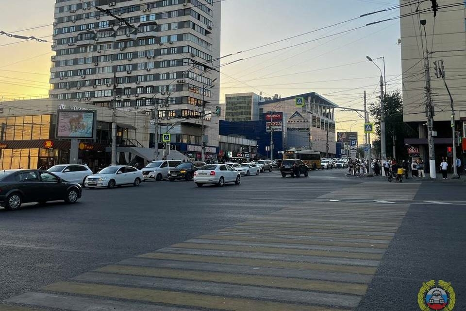 Волгоград внедрил новую светофорную схему на опасном перекрестке для безопасности