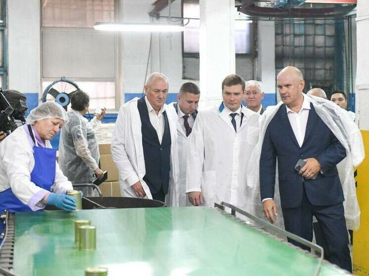 Глава Хакасии посетил Абаканский мясокомбинат