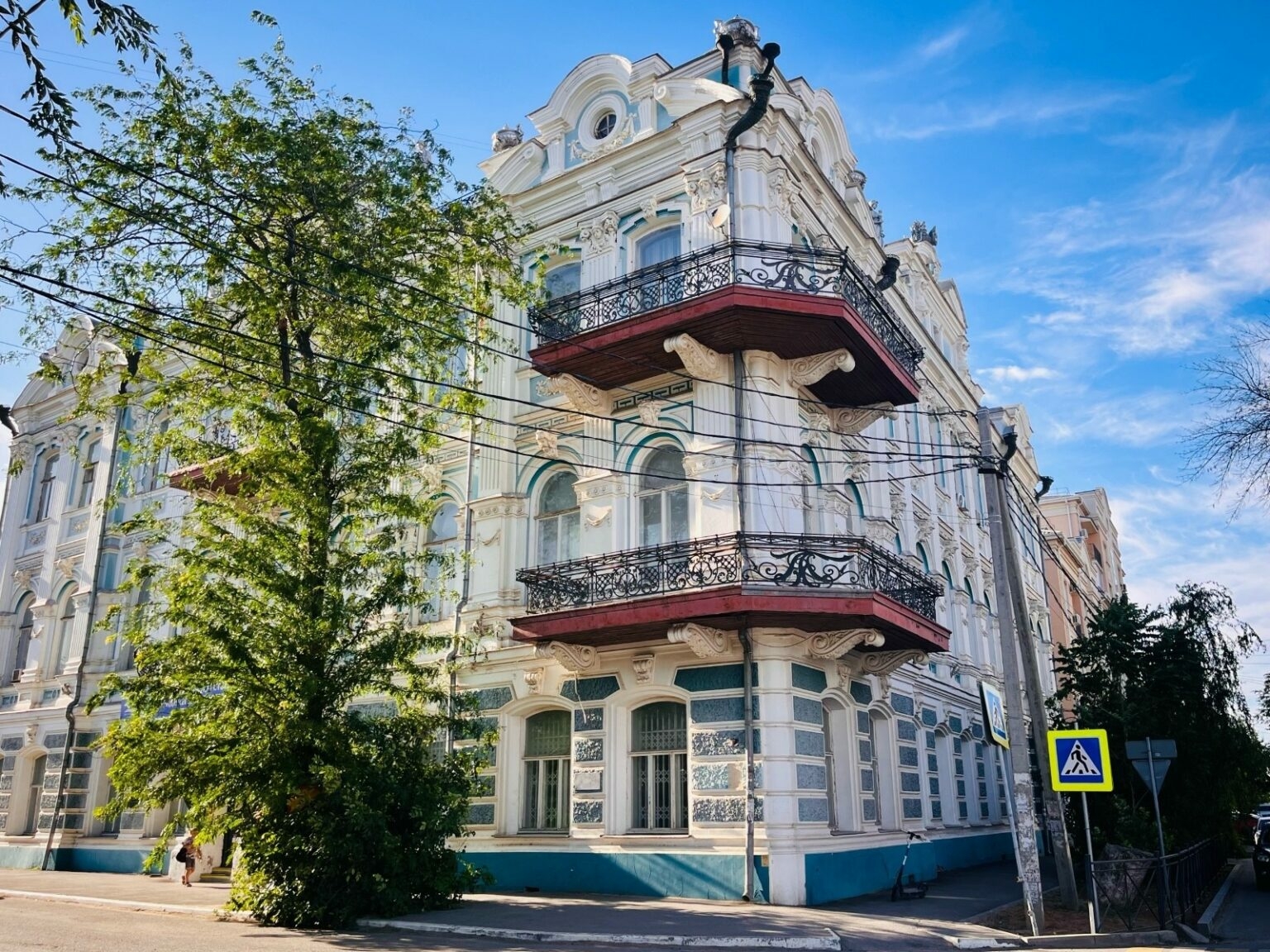 В Астрахани проведут бесплатную прогулку по купеческим особнякам города