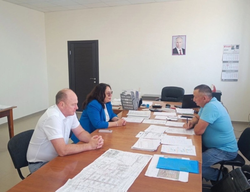 В Икрянинском районе появится инкубатор и новые корпуса птицефабрики