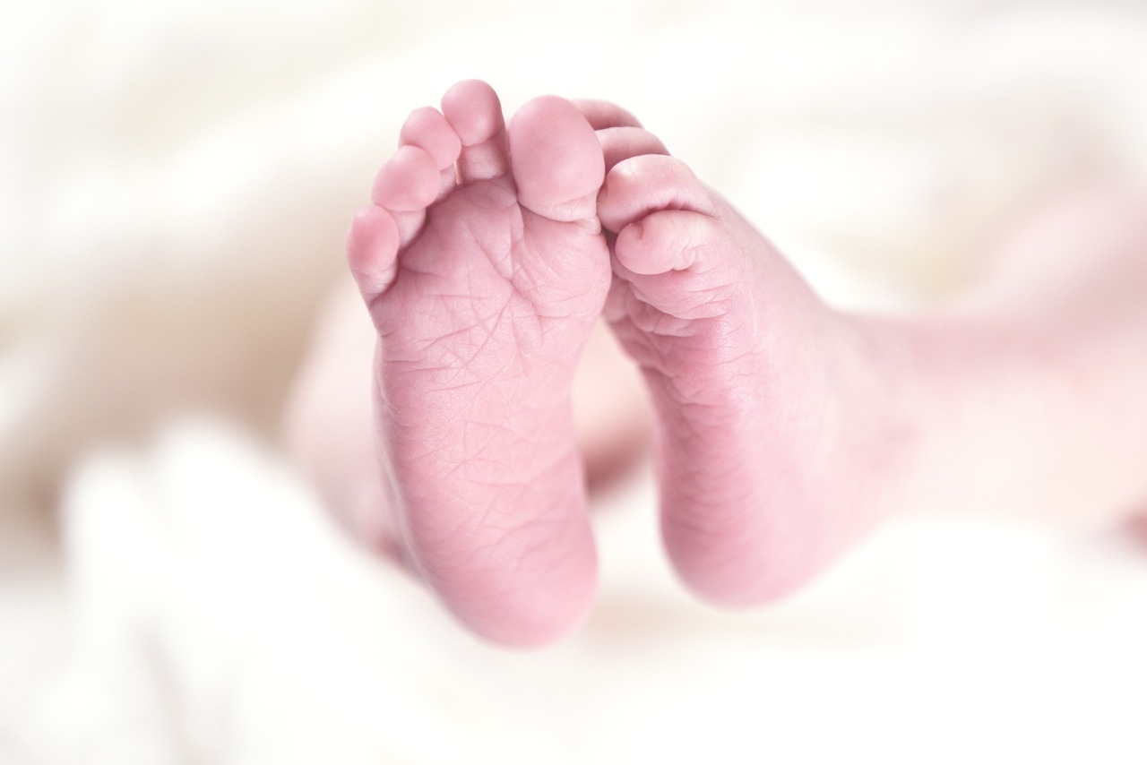 Более двухсот детей родились в Костромской области в августе