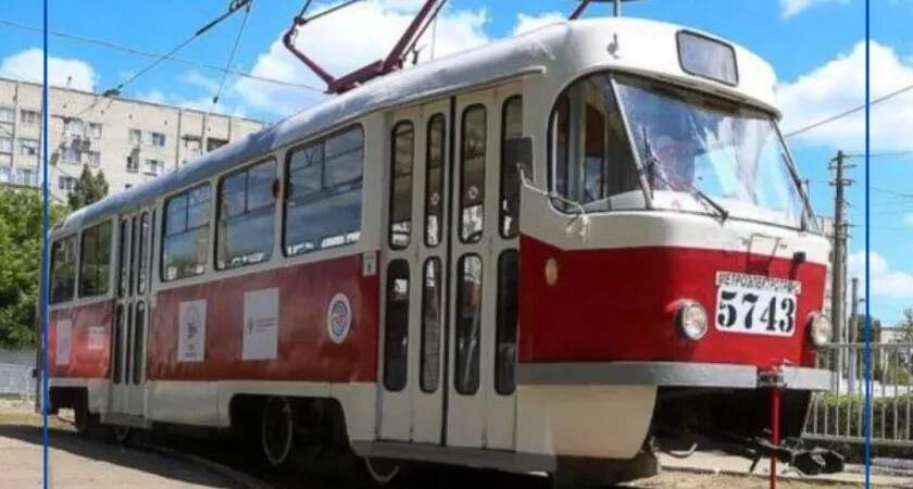 В Волгограде восстановили движение четырех трамваев после ДТП на Буханцева