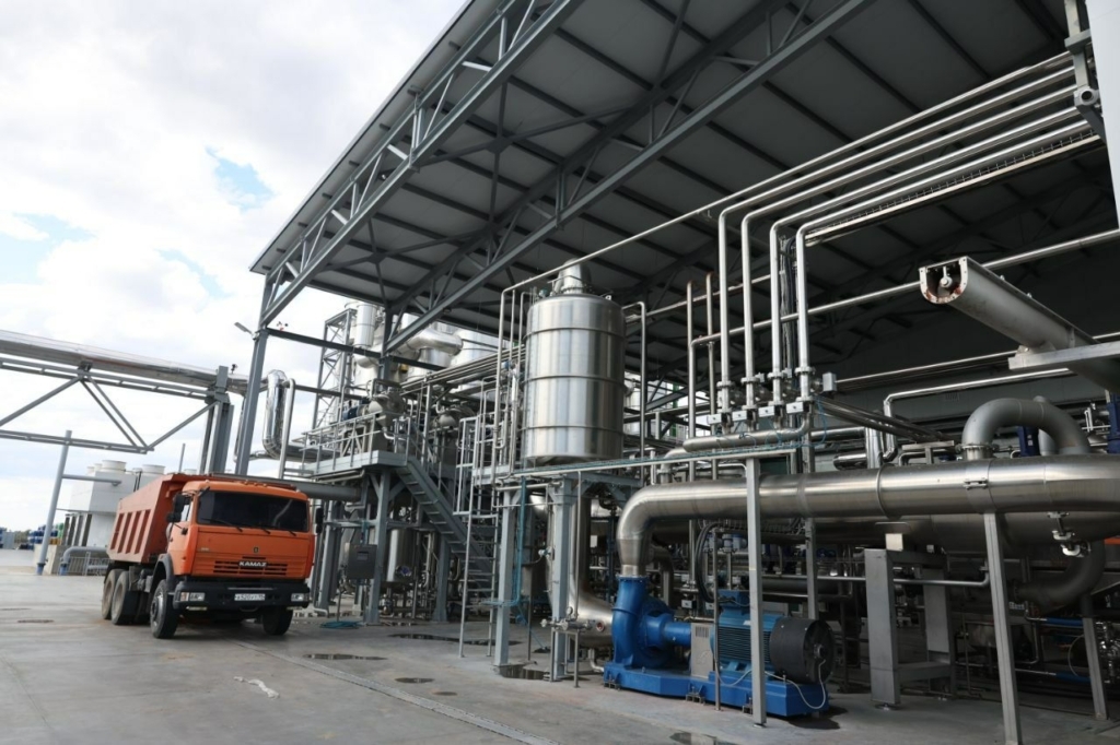 В Астраханской области открылся завод по переработке томатов