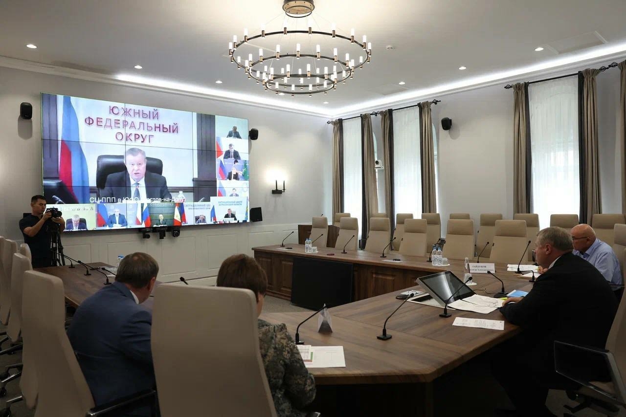 Астраханские медучреждения получат почти 1 млрд рублей на модернизацию