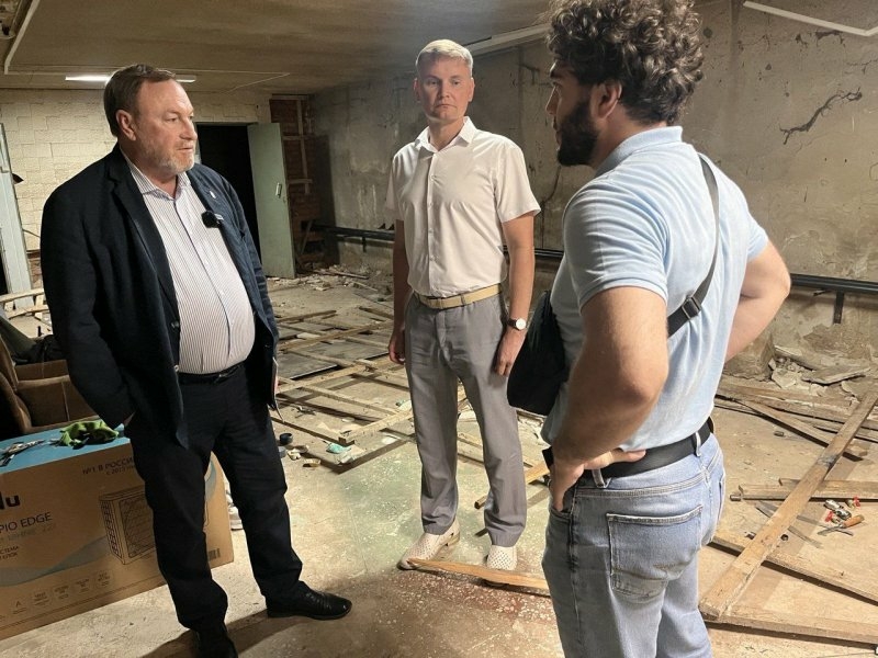 Более 54 млн рублей направили на капремонт поликлиники в Астрахани