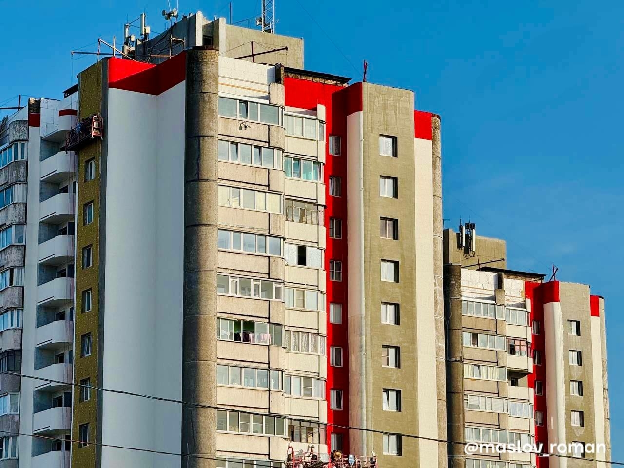 В Череповце завершают ремонт фасадов на улице Данилова