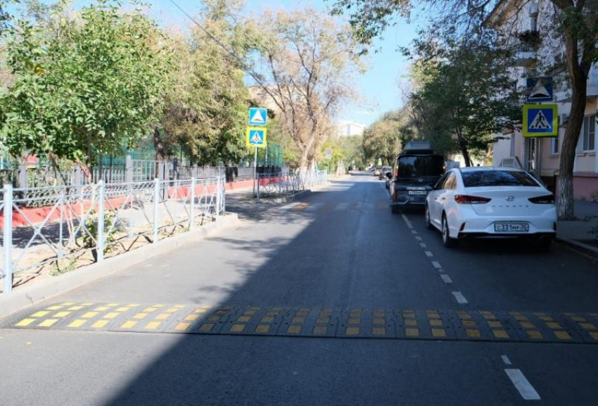 В Астрахани усилили безопасность на шести улицах с новыми «лежачими полицейскими»