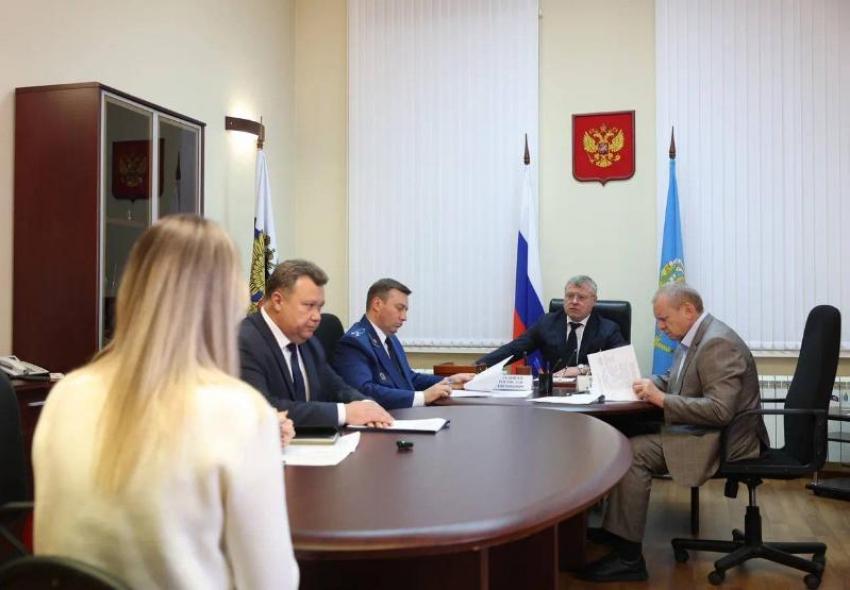 Астраханские школы и детский сад получат капитальный ремонт с новым оборудованием