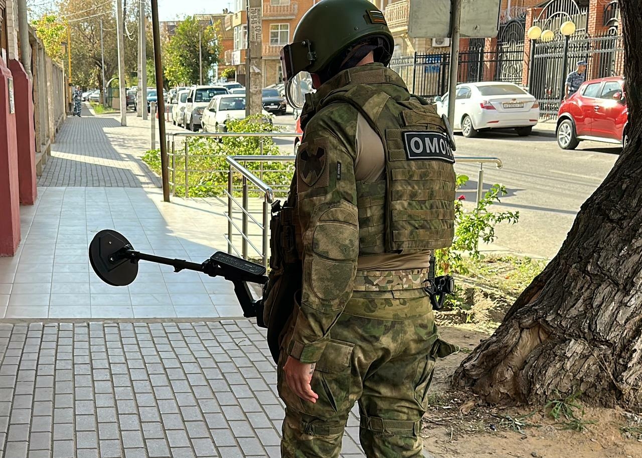 Росгвардия проверила антитеррористическую защиту избирательных участков Астрахани