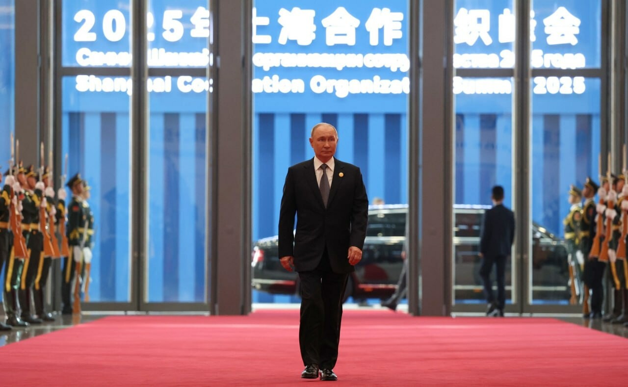 Sohu: красивый жест — Путин неожиданно себя повел, сойдя с трампа самолета в Китае