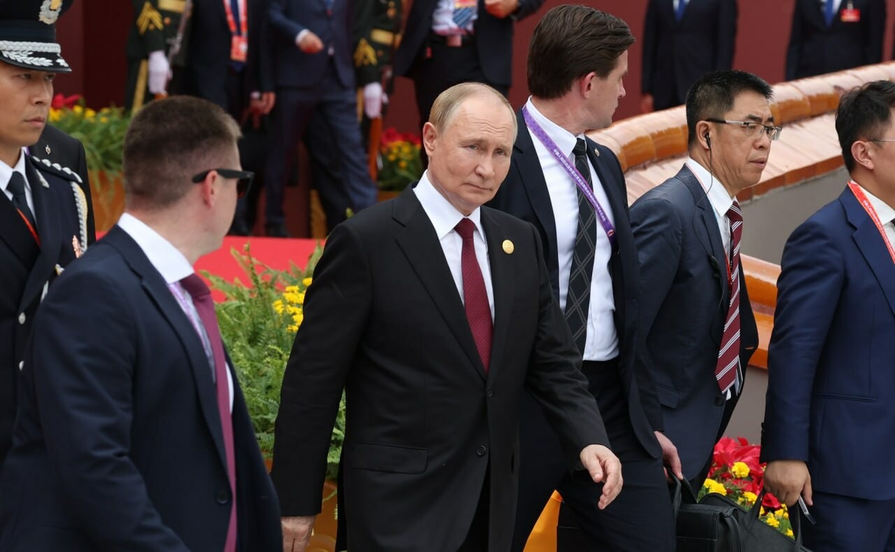 Sina: Трамп пригрозил уничтожить экономику России — реакция Путина удивила Китай