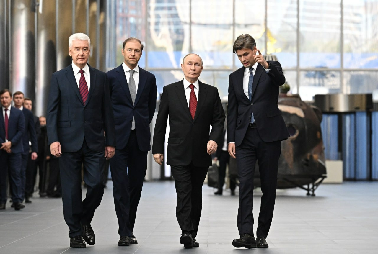 Путин открыл Национальный космический центр в Москве
