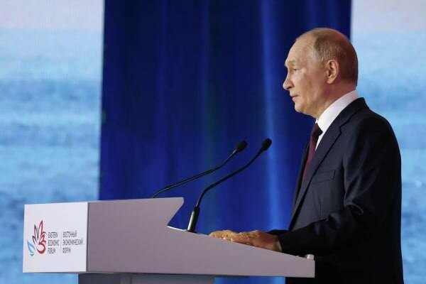 Путин заявил о готовности РФ соблюдать мирные договоренности с Украиной