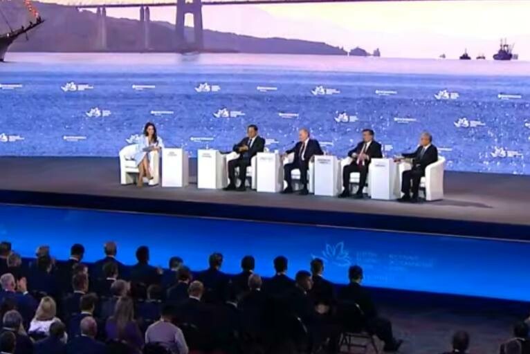 Президент объяснил, почему ЦБ нельзя резко понижать ставку