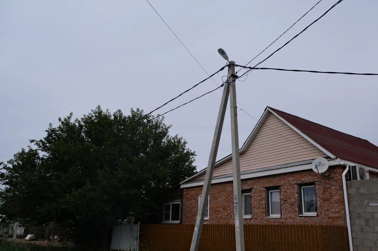 Три улицы в Янго-Ауле Астрахани получили новое уличное освещение и фонари