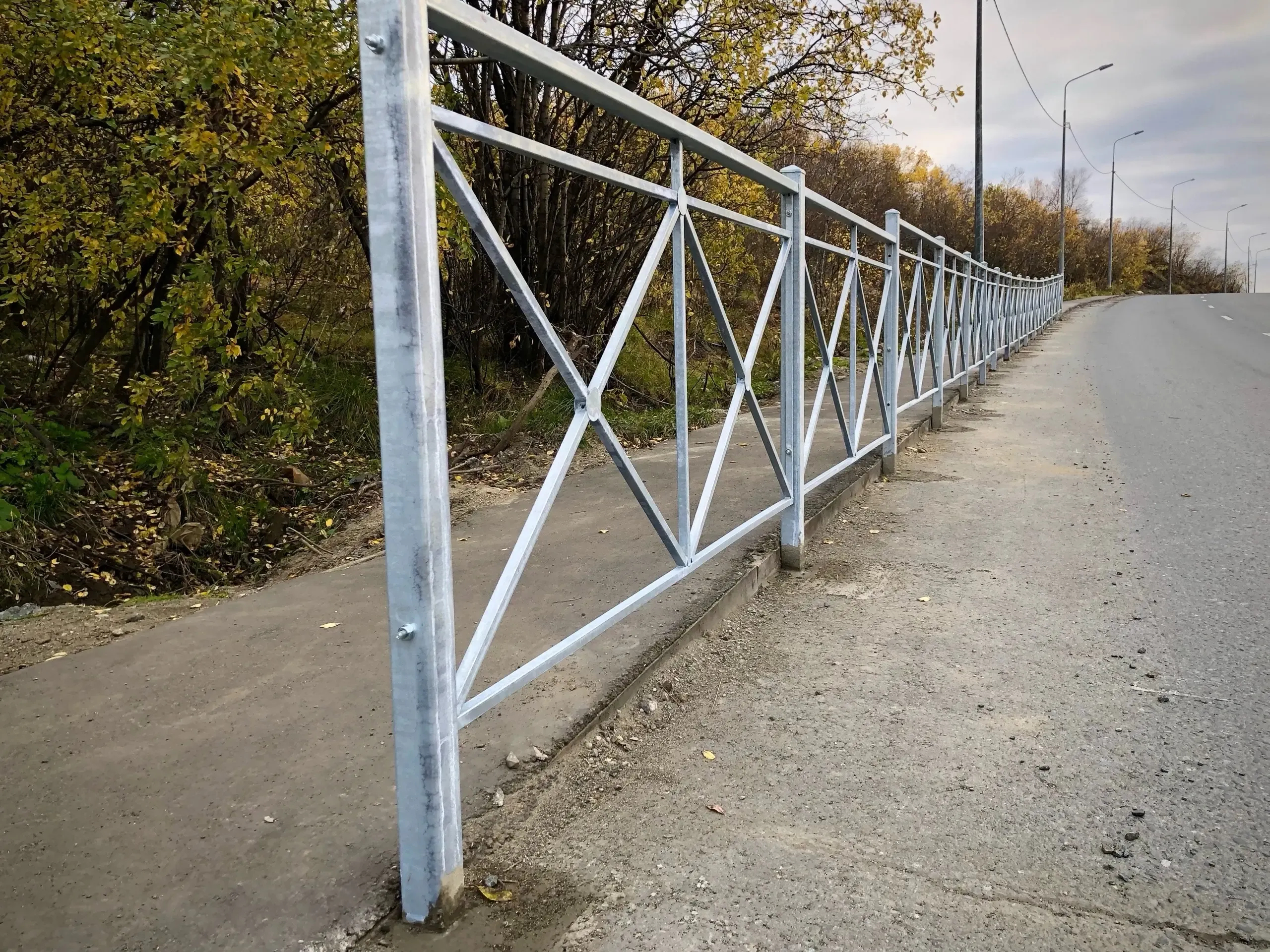 Новые ограждения поставят в Никеле Мурманской области