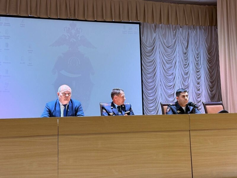 Астраханских суворовцев научили защищаться от интернет-мошенников