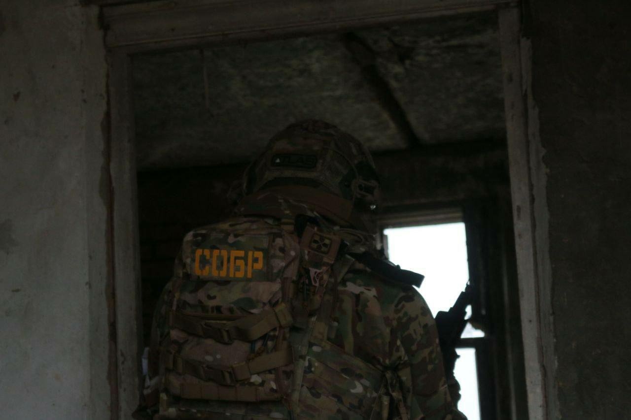 Офицер СОБР Росгвардии задержал в Астрахани двух воров в свой выходной день