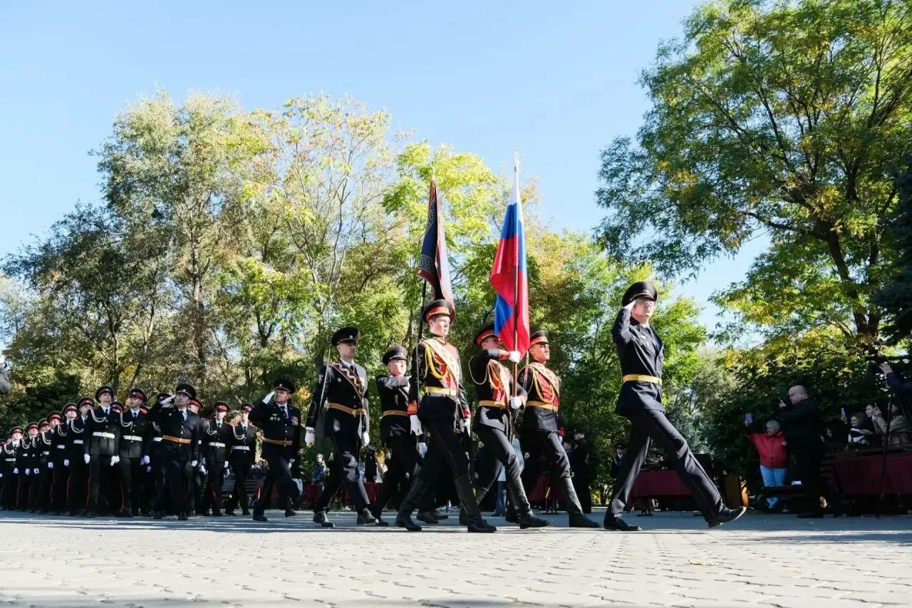 В Астрахани 117 суворовцев дали клятву безупречно служить Родине