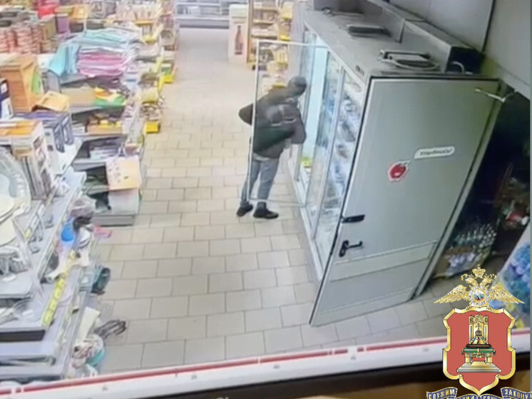 Житель Подмосковья украл продукты из супермаркета в Тверской области