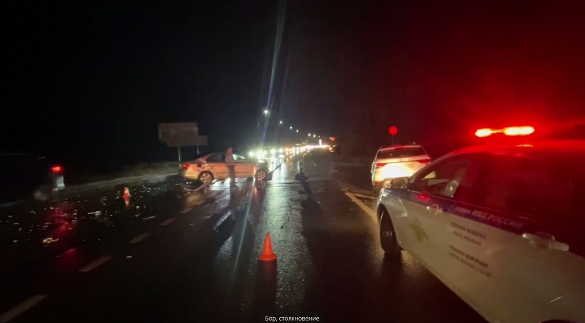 Водитель 83 лет попал в больницу после аварии под Нижним Новгородом