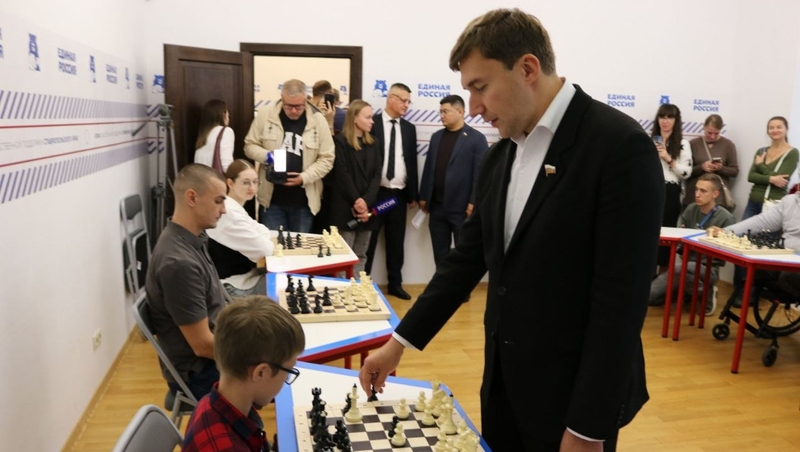 В Ставрополе открылся шахматный клуб Сергея Карякина