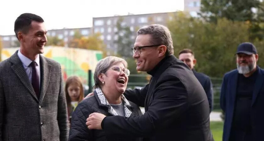 Губернатор Вологодской области поблагодарил своих школьных учителей