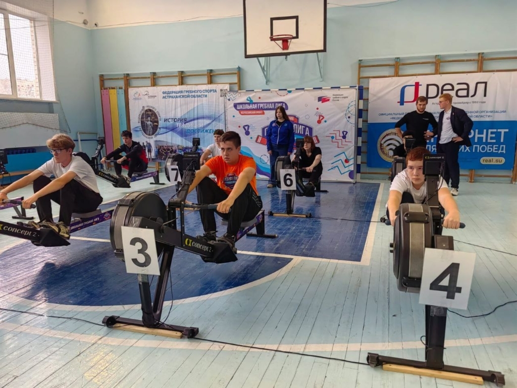 В Астрахани завершился внутришкольный этап гребной лиги среди учеников