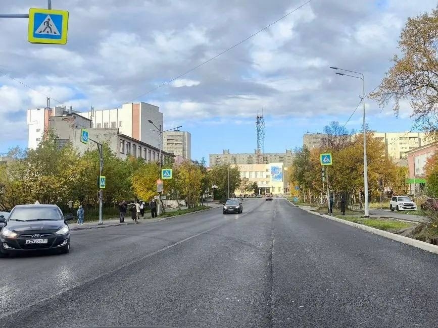 В Мурманске на Молодежной улице планируют снести три здания за 60 млн рублей